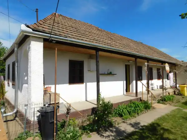 Eladó családi ház, Mátraderecske 2 szoba 70 m² 13 M Ft