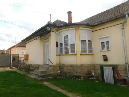 Eladó családi ház, Mátraderecske 2 szoba 60 m² 16.5 M Ft