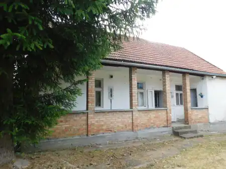 Eladó családi ház, Recsk 2 szoba 50 m² 7.5 M Ft