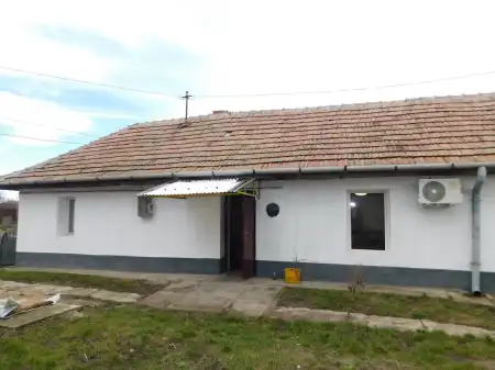 Eladó családi ház, Szihalom 2+2 szoba 84 m² 24.9 M Ft