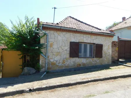 Eladó családi ház, Tarnaszentmária 1+2 szoba 50 m² 17.9 M Ft