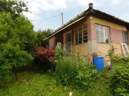 Eladó családi ház, Tarnaszentmária 2 szoba 60 m² 12 M Ft