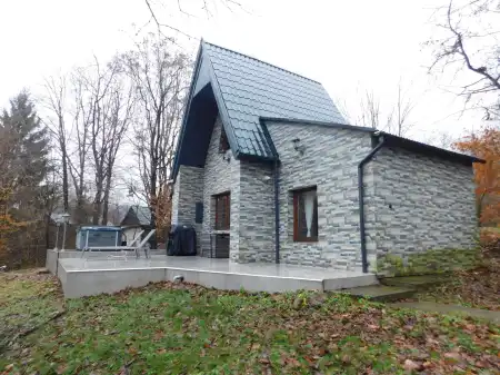 Eladó nyaraló, Parád 1 szoba 35 m² 65 M Ft